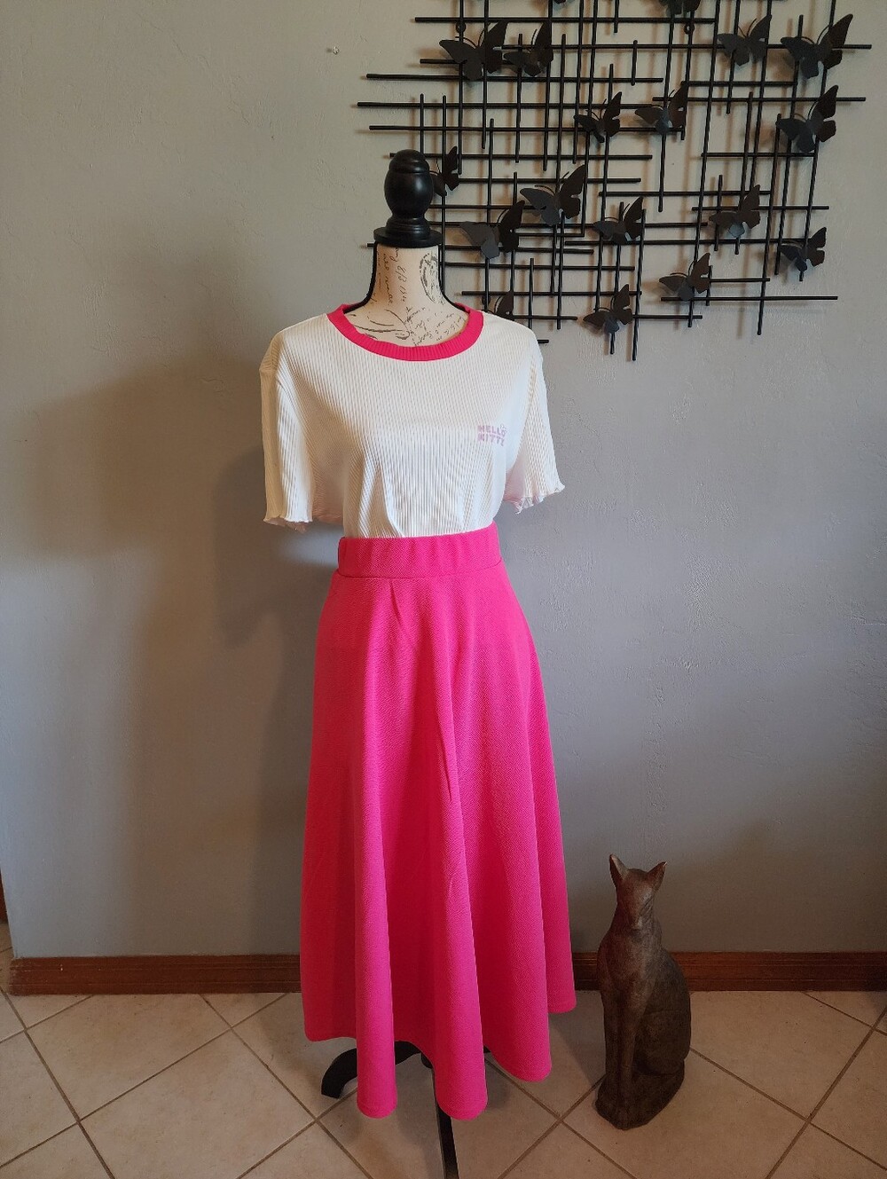 2 Piece Hot Pink And White Hello Kitty Set.